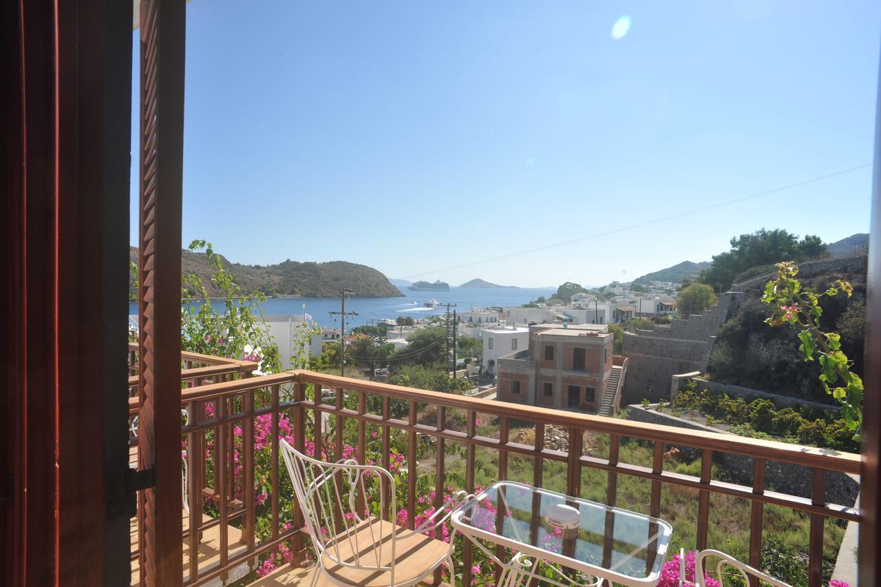 Casteli Hotel Skala  エクステリア 写真