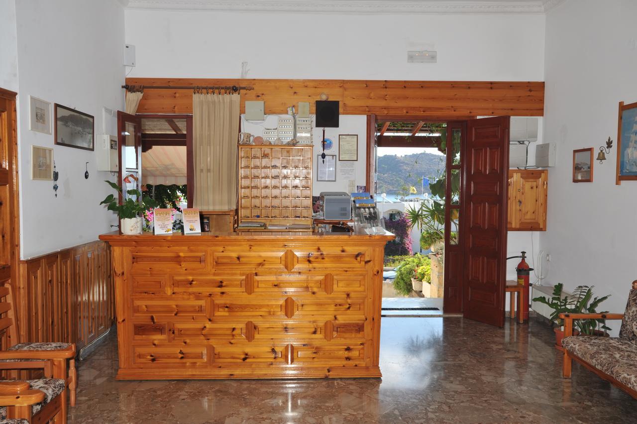 Casteli Hotel Skala  エクステリア 写真
