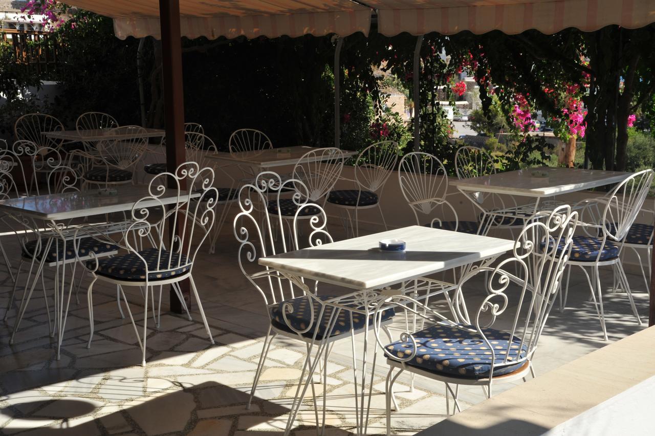 Casteli Hotel Skala  エクステリア 写真